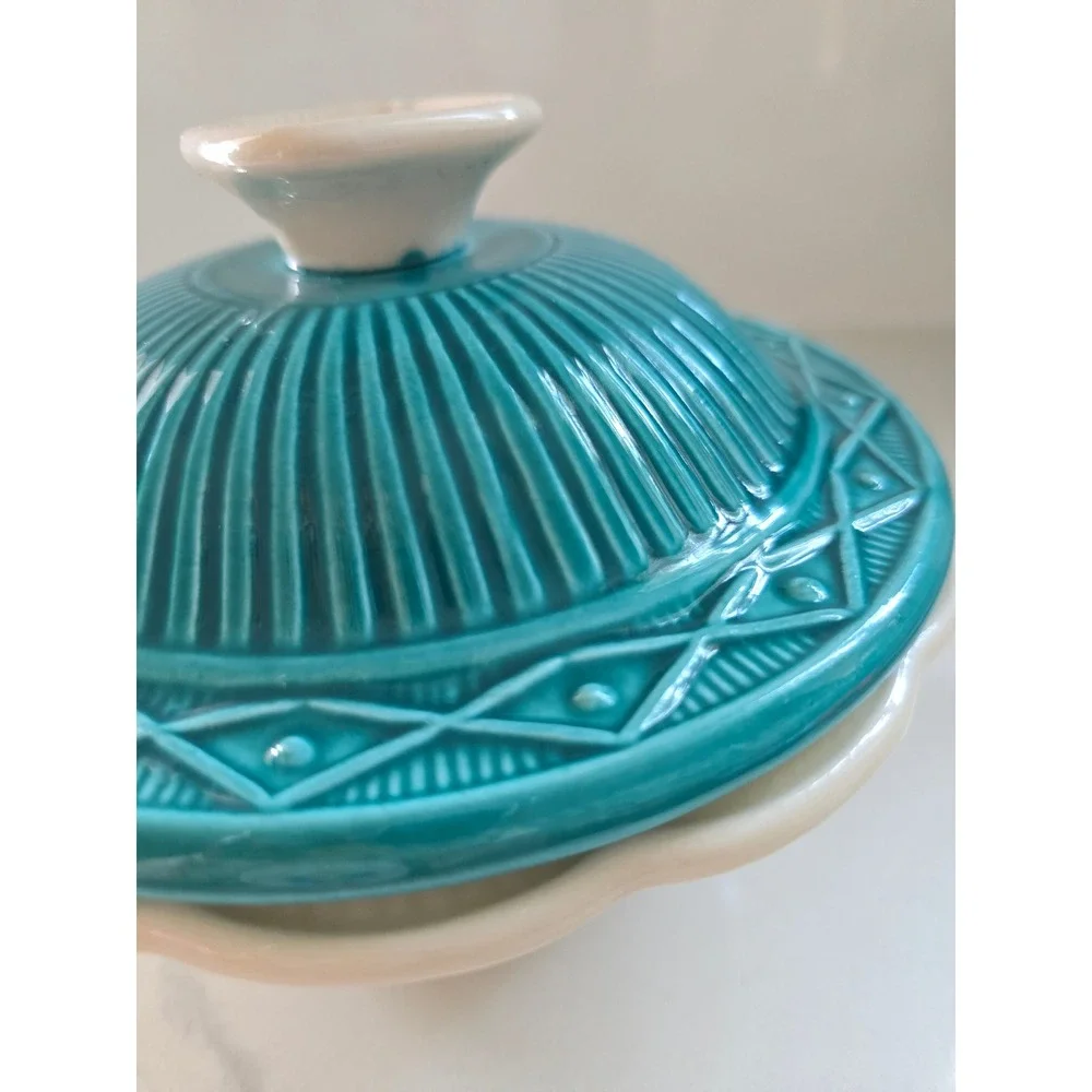 Vintage Calif USA S-16 Lidded Bowl Teal Blue Cream Scalloped Ceramic Candy Dish - Picture 6 of 6
